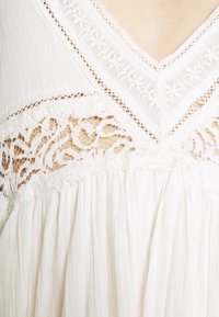Free People Maxi šaty - white