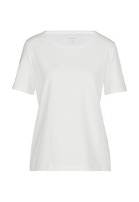 Hvid kortærmet t-shirt med rund halsudskæring og et præget logo designet på forsiden, lavet af blødt bomuldsstof.