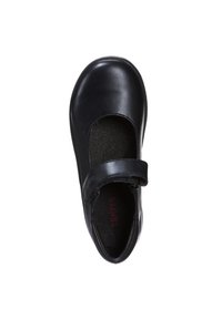 Zapato Mary Jane de cuero negro con punta redonda, correa ajustable, forro interior suave y sutil marca grabada en el lateral.
