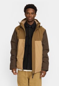 REVOLUTION PADDED TECH - Winter jacket - brown