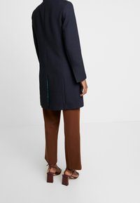Esprit Abrigo corto - dark blue