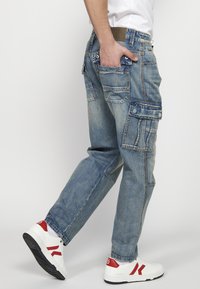 Koroshi Cargohose - azul cl   light blue