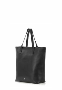 Czarna skórzana torba na ramię z dwoma uchwytami, prostokątny kształt, gładka faktura i minimalne detale metalowe z przodu.