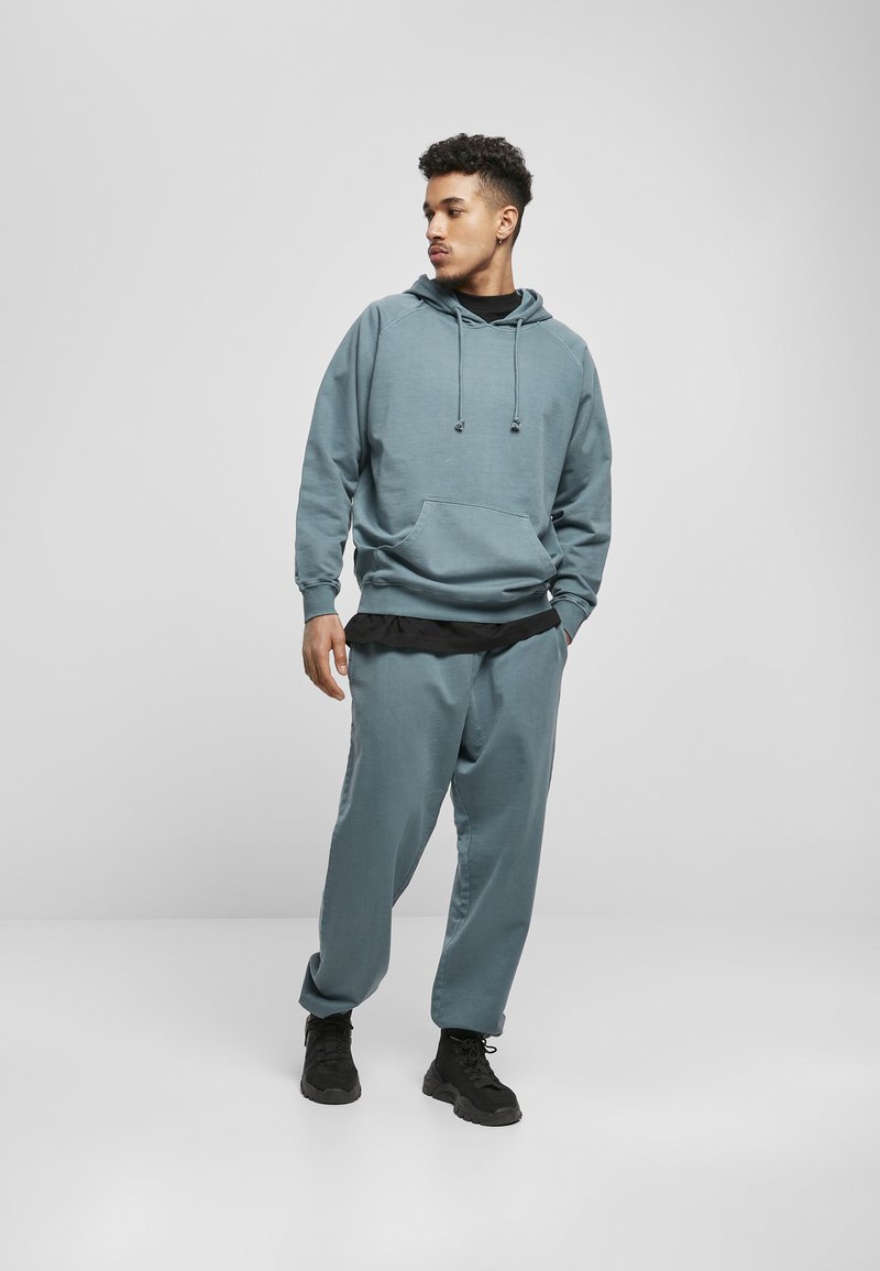 Urban Classics - OVERDYED HOODY - Luvtröja - dustyblue, Förstora