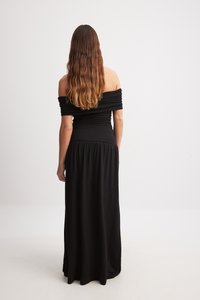 NA-KD OFF SHOULDER HIP DETAIL MIDI DRESS - Dolga obleka - black