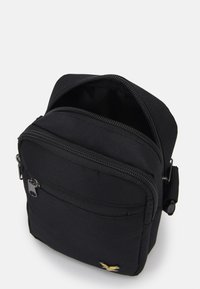 Lyle & Scott REPORTER BAG UNISEX - Schoudertas - true black