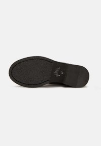 Felmini Boots - black