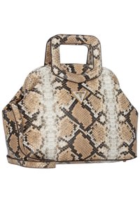 Sac à main en cuir façon peau de serpent marron et beige avec une forme structurée, doté d'une grande poignée supérieure, d'un accent logo et d'un motif décoratif.