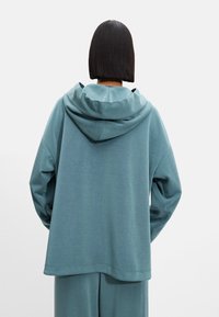 PARFOIS ONLINE EXCLUSIVE niebieski