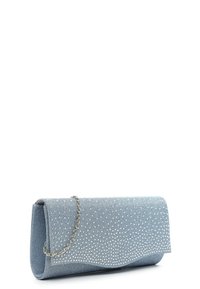 Modrá textilní kabelka s stříbrným řetízkem, zdobená rozptýlenými rhinestony. Disponuje elegantním designem a překlopným víkem.
