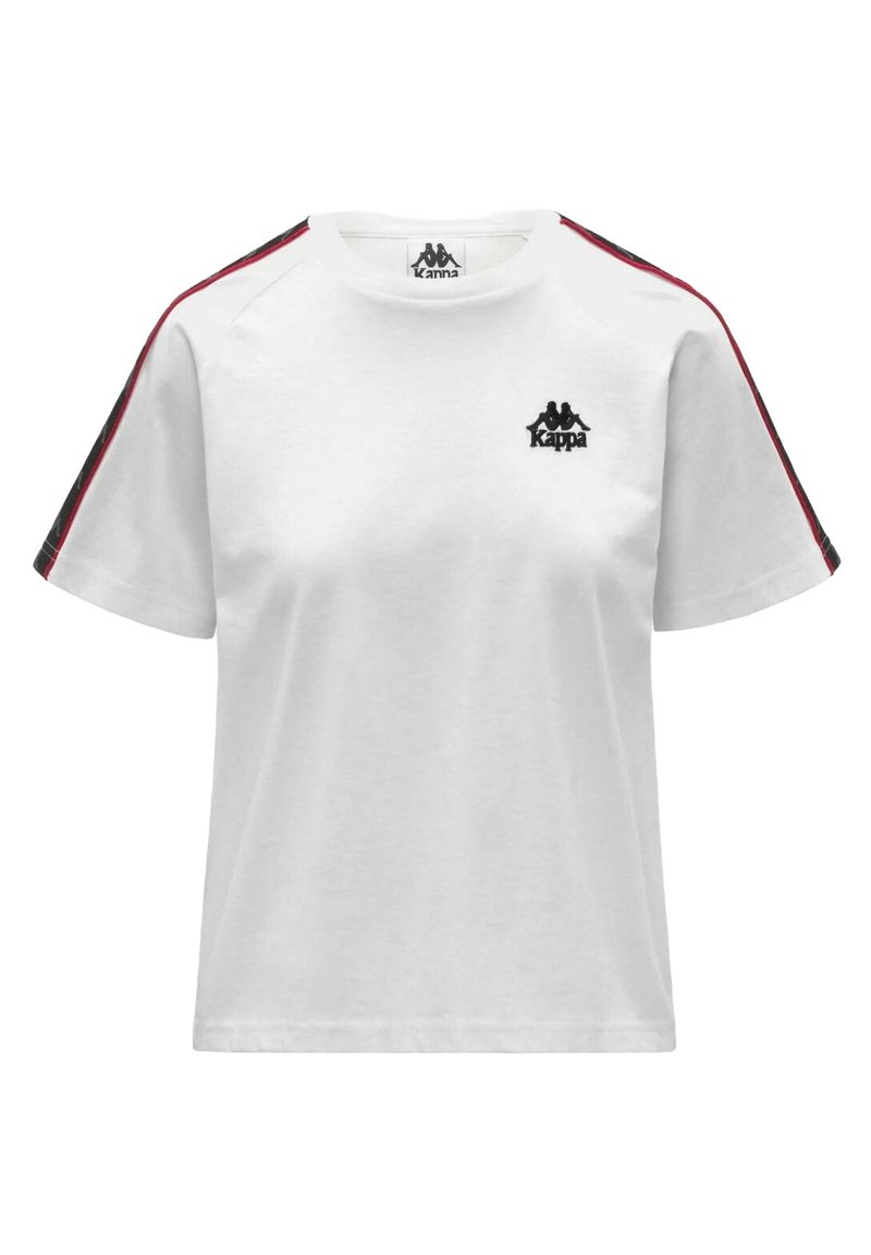 Camiseta de algodón blanca con cuello redondo, mangas cortas, logo de Kappa en negro en el pecho y detalles de rayas rojas y negras en las mangas.