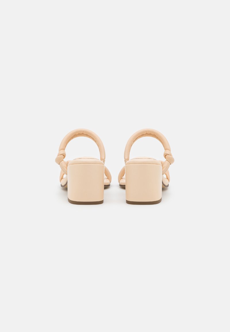 Damen Flache Pantoletten | Högl GRACE Pantolette hoch butter/offwhite - NP29991 Damen Flache Pantoletten | Högl GRACE Pantolette hoch butter/offwhite - NP29991