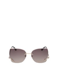 Soler med store, vinkelformede grå gradient linser, guldfarvede metal accenter og sorte plastiske arme; har logo detaljer på siden.