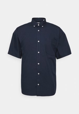 Marineblaue kurzärmelige Hemd mit Knopfleiste, knöpfbarem Kragen und Brusttasche.