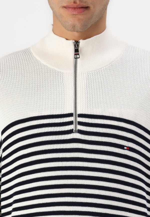 RACKING STRUCTURE ZIP MOCK - Jumper4