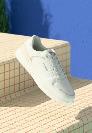 Jack & Jones JFWEALING - Sneakers - white/silver
