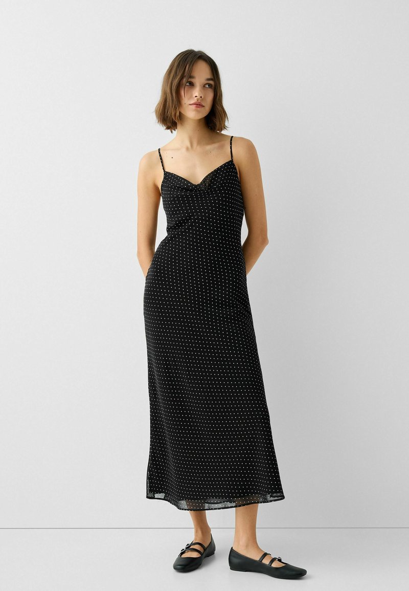 Bershka Jurk zwart