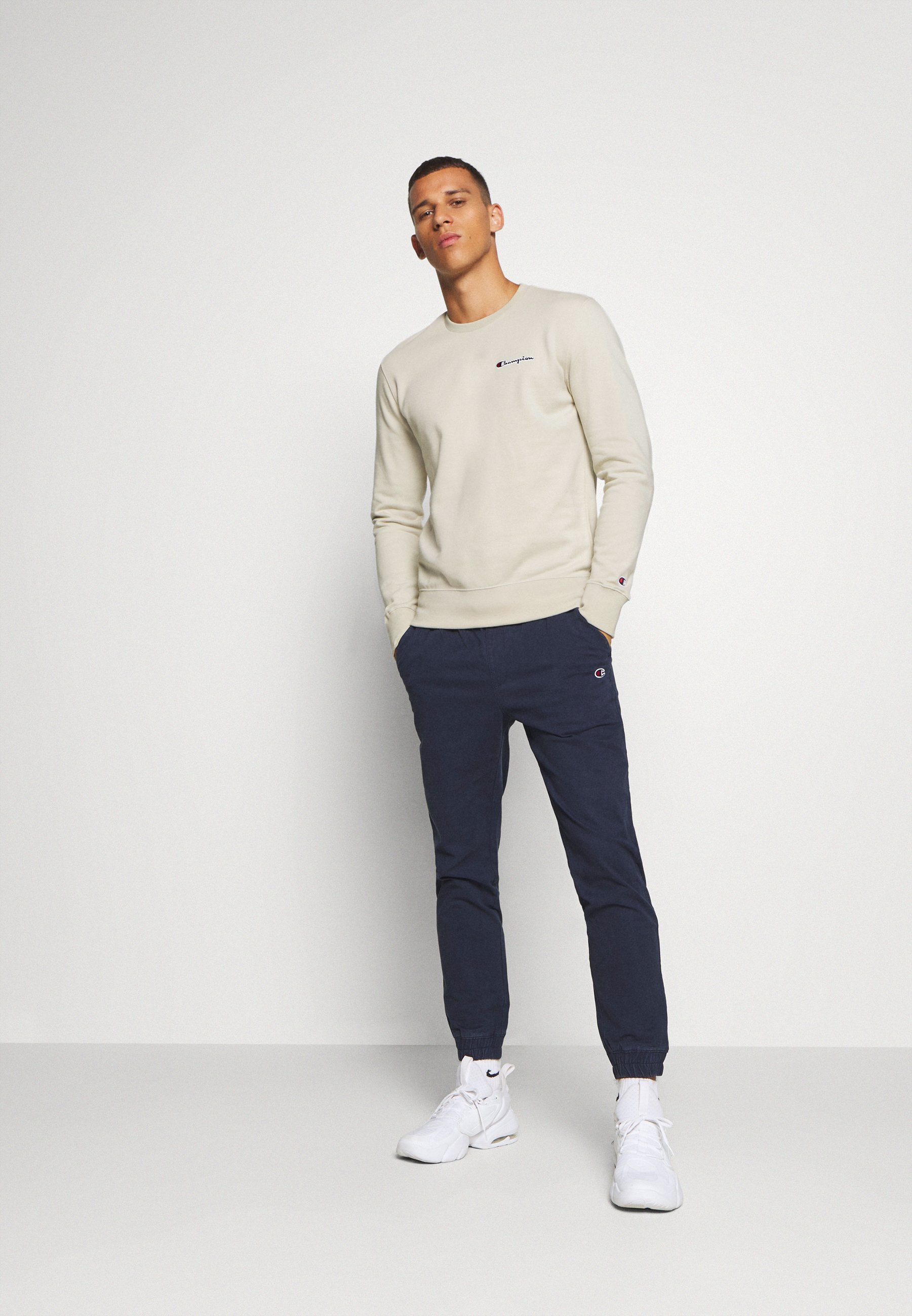 Champion ROCHESTER CREWNECK Sweater beigeBeige Zalando.nl Champion ROCHESTER CREWNECK Sweater beigeBeige Zalando.nl