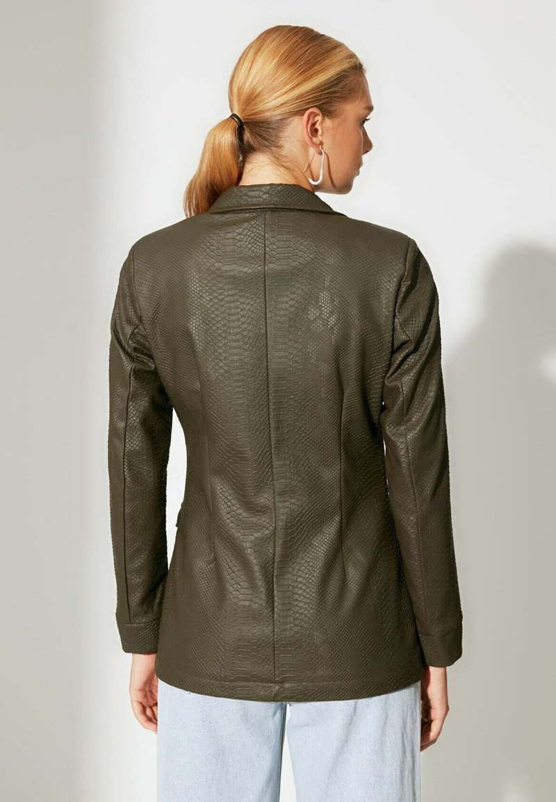 Damen Leichte Jacken | Trendyol Kunstlederjacke green/grün - GO42731 Damen Leichte Jacken | Trendyol Kunstlederjacke green/grün - GO42731