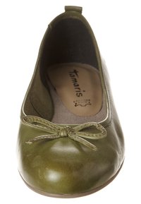 Green leather ballet flats with a rounded toe, featuring a small bow detail on the front and a smooth, slightly textured finish.
