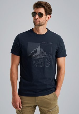 PME Legend, T-SHIRT - T-shirt print - salute