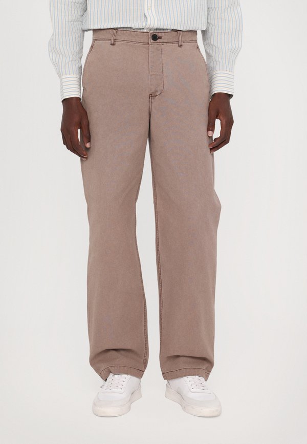 DARWIN - Relaxed fit jeans - potting soil