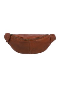 Marsupio in pelle marrone con forma curvata e superficie texturizzata. Presenta una chiusura con zip e un tirazip rotondo, design minimalista.