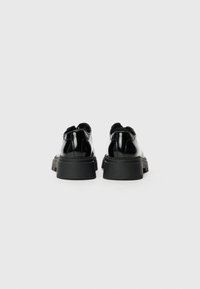 Yourturn Kids UNISEX - Derbies & Richelieus - black