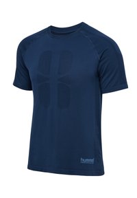 Granatowa, krótkoszlfowa koszulka sportowa z okrągłym dekoltem i subtelnym logo. Zawiera teksturowany wzór graficzny z przodu. Gładki materiał.