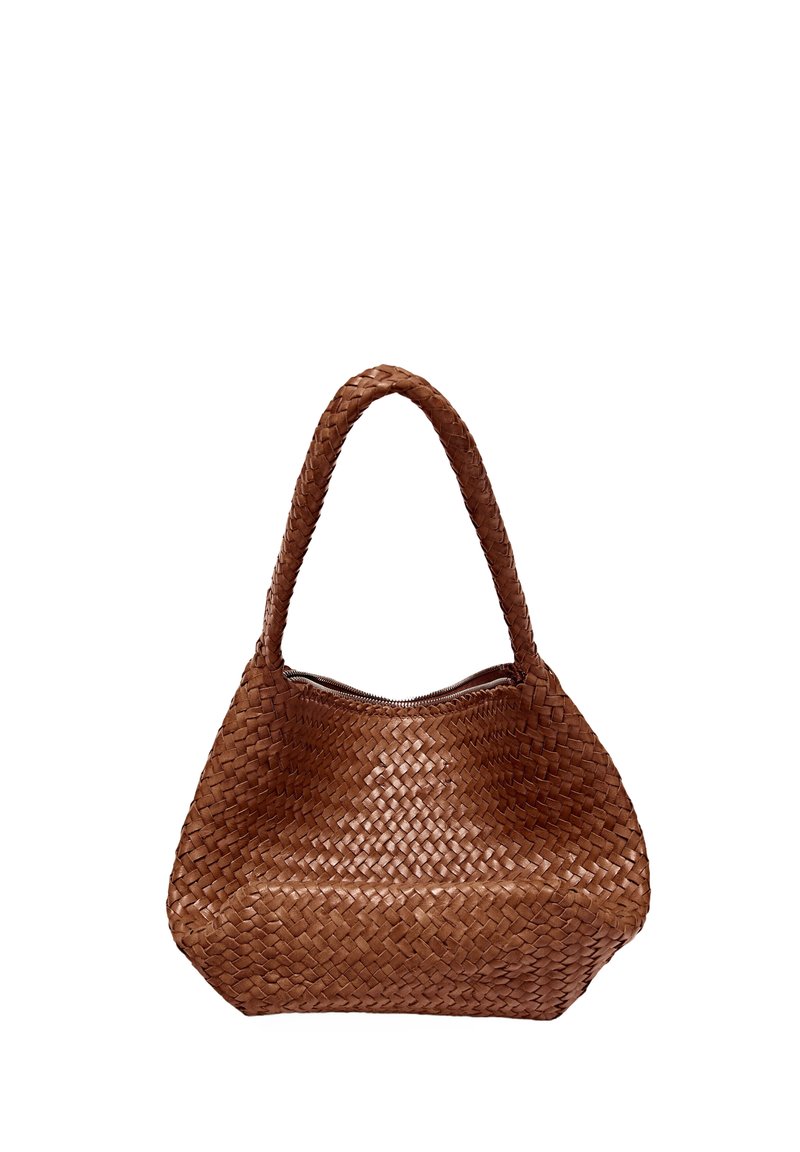 Wende braune Lederhandtasche mit Reißverschluss, runder Form, zwei Griffen und strukturiertes Oberfläche mit einem komplexen geflochtenen Muster.