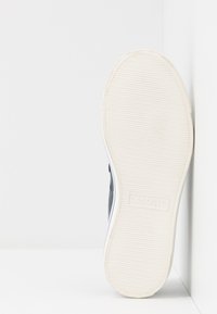 Lacoste RIBERAC - Tenisky - navy/off white