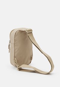 Pier One UNISEX - Rumpetaske - 704 - beige
