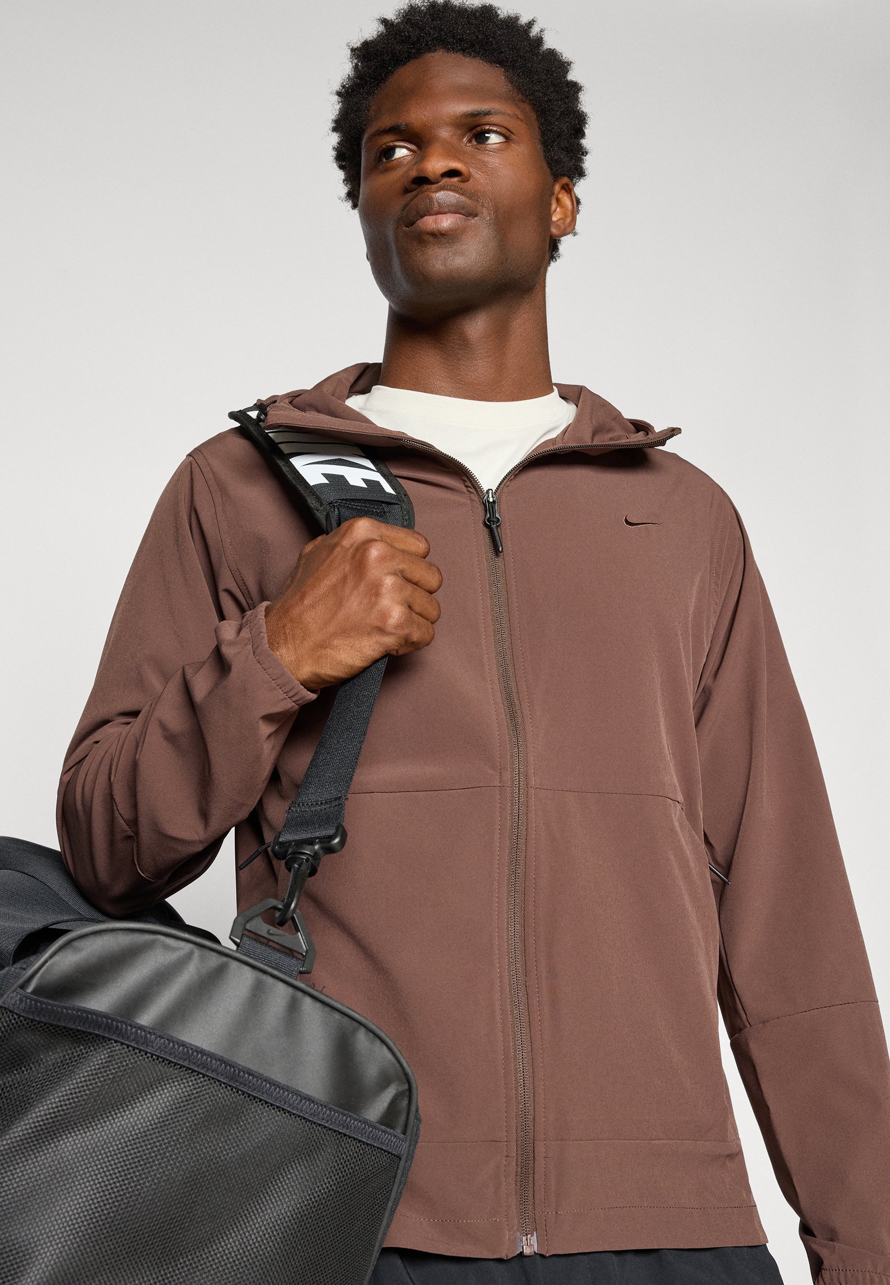 Nike Performance UNLIMITED - Training jacket - baroque brown
