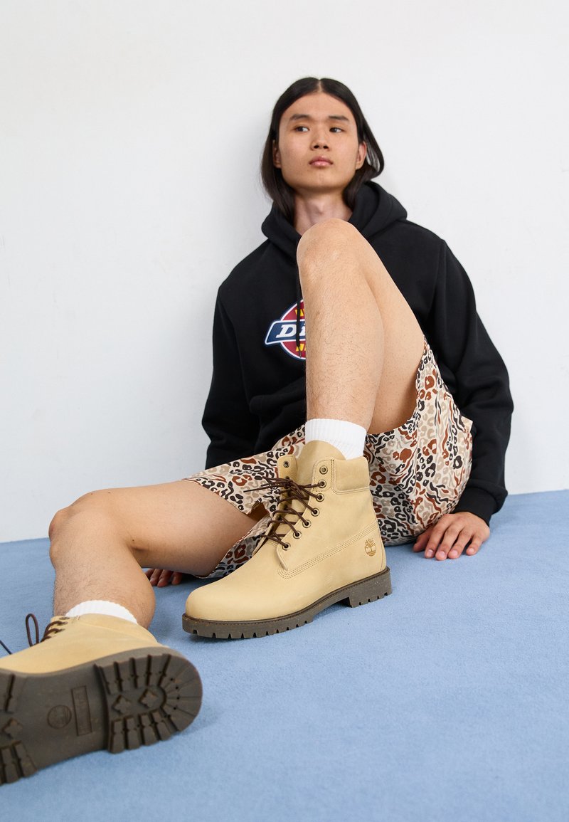 Timberland 6 HERITAGE BOOT - Winter boots - light beige/beige 