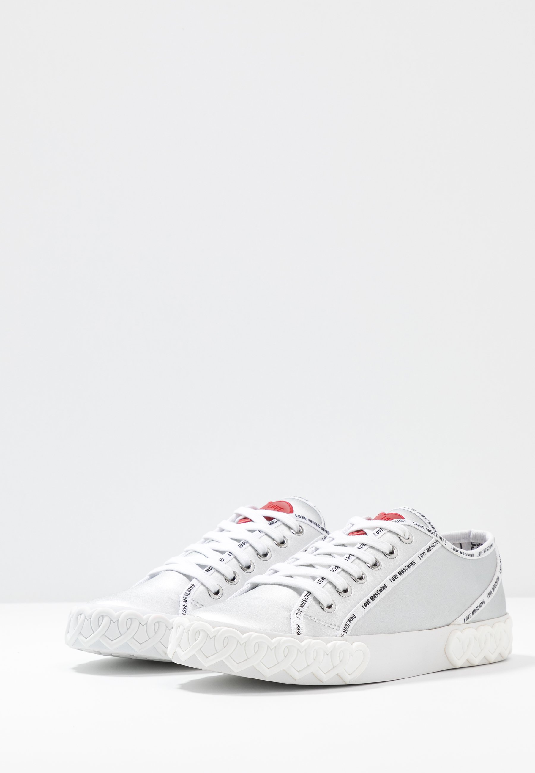 Love Moschino Baskets basses argento ZALANDO.FR Versace Jeans Couture Baskets basses argento ZALANDO.FR