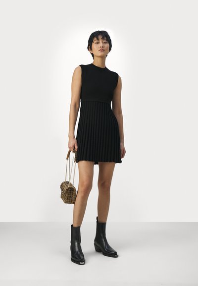 sandro SCORPION - Vestido de punto - noir