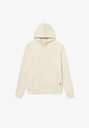 Sweatshirt creme com capuz, feita de tecido suave, apresentando um bolso canguru e um pequeno logótipo bordado na parte inferior direita.