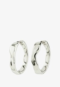 Nevybrané, silver-coloured