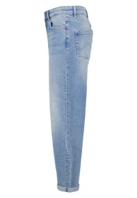 Jeans in denim azzurro chiaro con taglio dritto, dotati di cinque tasche, orlo ripiegato e dettagli di cucitura sulle tasche posteriori.