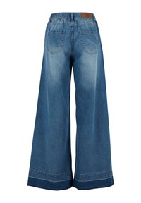 Urban Classics WIDE LEG - Kavbojke na trapez - mid deep blue washed