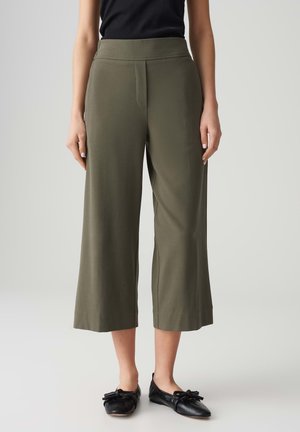 OPUS HIGH RISE CROPPED WIDE FIT - Stoffhose - olive leaf