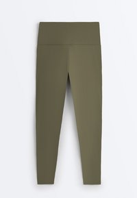 Neselectat, mottled dark green