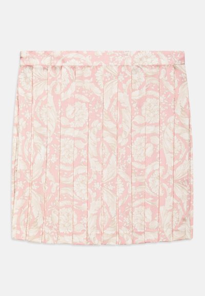 Mini falda plisada floral en rosa claro con patrones botánicos de color crema. Fabricada en un tejido suave con una textura lisa y una cintura ajustada.