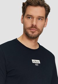 s.Oliver - T-shirt z nadrukiem