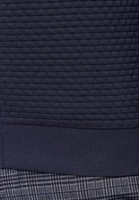 Unselected, navy