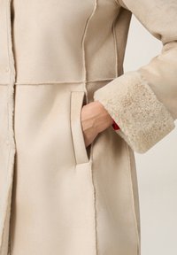 Oltre MIDI - Mantel - beige
