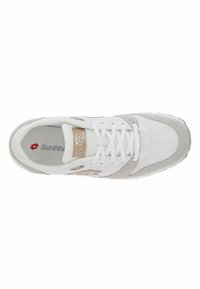 White athletic shoe with beige suede accents, mesh panels, and white laces. Features a logo in metallic finish on the side and insole.