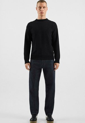 - Jeansy Straight Leg