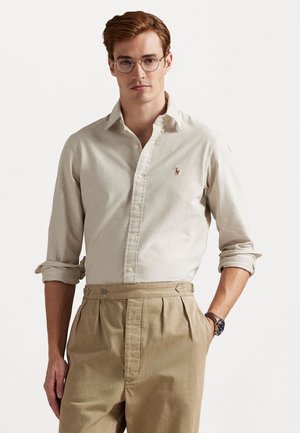 CUSTOM FIT OXFORD SHIRT - Button down-skjorte - coastal beige