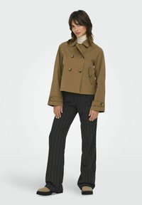 ONLY ONLAPRIL LIFE SHORT TRENCHCOAT - Korte frakker - toasted coconut